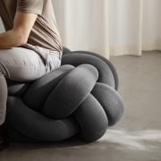 Poduszka do siedzenia Knot XL szara Design House Stockholm