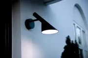 Lampa ścienna zewnętrzna AJ 50 czarna Louis Poulsen