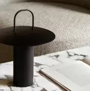 Przenośna Lampa Stołowa Ray Czarna Audo Copenhagen