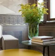 Sofa Terminal Gold
