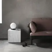 Stolik Kawowy Plinth Cubic Biały Audo Copenhagen