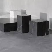 Stolik Kawowy Plinth Cubic Czarny Audo Copenhagen