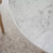 Stolik kawowy Brooksville okrągły biały marmur Rowico