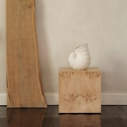 Stolik kawowy Burl 40 cm Ferm Living