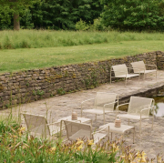 Stolik ogrodowy Dapple 57 cm kaszmirowy Ferm Living