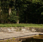 Stolik ogrodowy Dapple 57 cm kaszmirowy Ferm Living