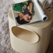 Stolik okazjonalny Space kremowy HKliving
