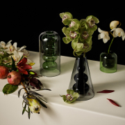 Wazon Bump Cone Tom Dixon
