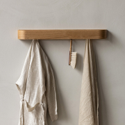 Wieszak Epoch 79 Cm Dąb Naturalny Audo Copenhagen