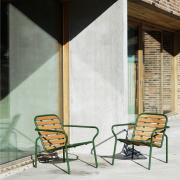 Zestaw ogrodowy Vig stolik + 2 fotele Normann Copenhagen