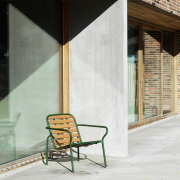 Zestaw ogrodowy Vig stolik + 2 fotele Normann Copenhagen