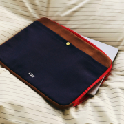 Etui na lap top Multi granatowe Hay