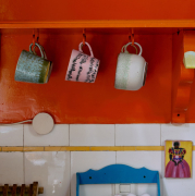 Filiżanka ceramiczna do herbaty 70s slush HKliving