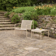 Fotel ogrodowy Dapple kaszmirowy Ferm Living