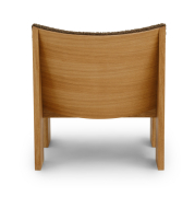 Fotel Tenon brązowy z dębową podstawą New Works