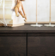 Komoda Melstone brązowa Rowico