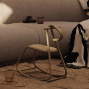 Koń na biegunach Lussi kaszmirowy Ferm Living