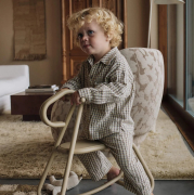 Koń na biegunach Lussi kaszmirowy Ferm Living