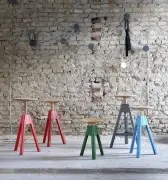 STOŁEK VITOS ŚREDNI MINIFORMS