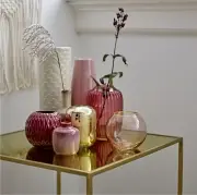 WAZON SZKLANY RÓŻOWY BLOOMINGVILLE