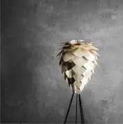 LAMPA WISZĄCA CONIA MEDIUM MOSIĄDZ UMAGE