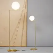 Lampa podłogowa Ic F1 mosiężna Flos
