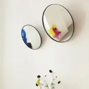 Lustro ścienne Francis 60 cm różowo-zółte Petite Friture