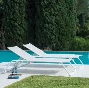 LEŻAK PLAŻOWY SNOOZE MIĘTOWY EMU