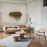 STOLIK KAWOWY Plateau 48 cm dąb lakierowany BOLIA