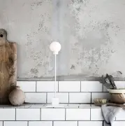 Lampa stołowa Snowball mosiężna Northern