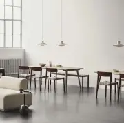 Stołek barowy Betty TK7 Oak-Natural Andtradition