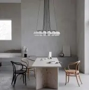 Lampa ścienna Le Sfere Model 237-1 czarna z przewodem Astep