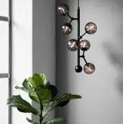 Lampa wisząca atom vertical przydymiona Halo Design