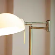 Lampa ścienna Kjobenhavn swingarm antyczny mosiądz Halo Design