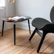 Fotel Conversation Piece naturalny dąb sugar brown Umage