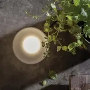 Lampa stołowa Agua mleczna Karman