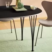 Stół Superellipse 135 cm laminat special szary Fritz Hansen