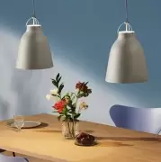 Lampa ścienna Caravaggio opal Fritz Hansen