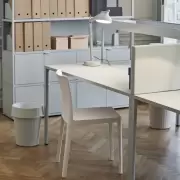 Kosz biurowy Shade złamana biel HAY
