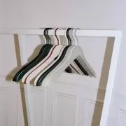 Wieszak na ubrania Coat Hanger 4 szt. jasnoszary Hay