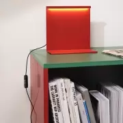 Lampa stołowa LBM czerwona Hay