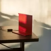 Lampa stołowa LBM czerwona Hay