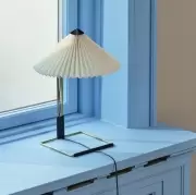 Lampa stołowa Matin mała jasna czerwień Hay