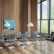 Stół Pluralis KS422 dąb Fritz Hansen