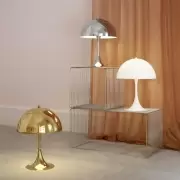 Lampa stołowa Panthella 320 biała opalizowana Louis Poulsen