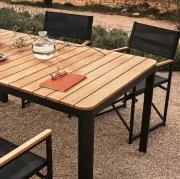Stół ogrodowy Bona 163 cm czarny kave home