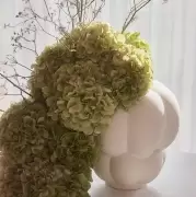 Wazon Uva 26 cm kremowy AYTM