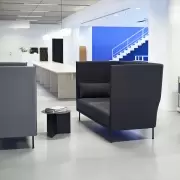 Stolik okazjonalny Slit dąb lakierowany na czarno HAY