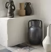 Wazon Isolde brązowy Broste Copenhagen