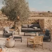 Sofa ogrodowa Comova 2 os. ciemnoszara kave home